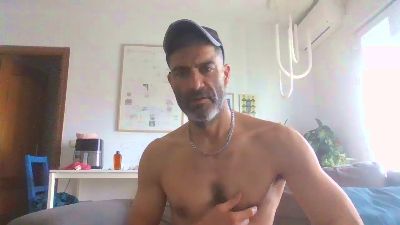 hotreds webcam cam4 model stream image
