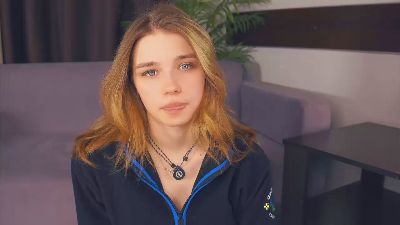 LindseyWatah webcam cam4 model stream image