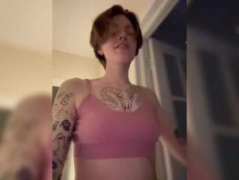 ginger-creamy webcam model stream image