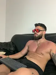 LustyMike_ webcam model stream image