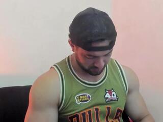 Thomas Brandon webcam model stream image