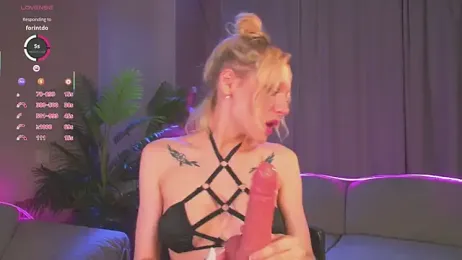 Kinky_Girls webcam stripchat model stream image