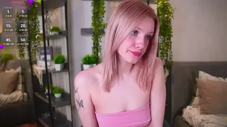 EdlaHewell webcam stripchat model stream image