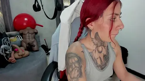 selene_red_ webcam model stream image