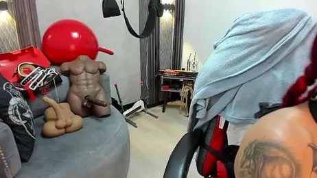 selene_red_ webcam model stream image