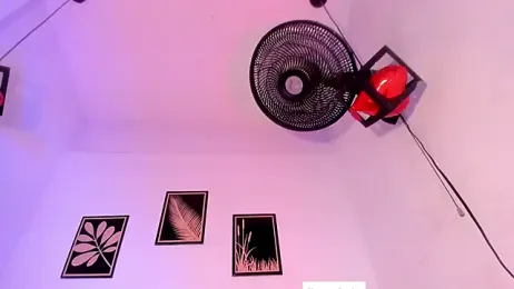 criss_zuri webcam model stream image