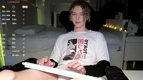 Kudi_Minnt webcam stripchat model stream image