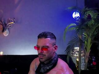 Dennis Cox webcam flirt4free model stream image