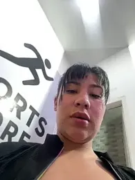 kim_monti webcam model stream image