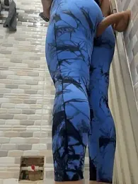 kim_monti webcam model stream image