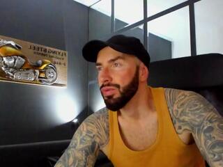 Armand webcam flirt4free model stream image