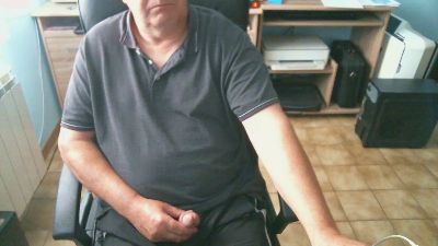 urick10 webcam model stream image