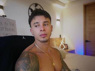 Belami Colton webcam model stream image