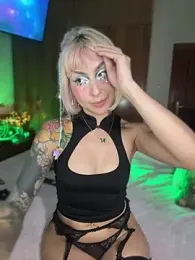 Cinamoonn webcam stripchat model stream image