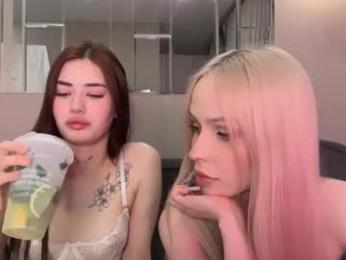 mmkakpoxyi22 webcam model stream image