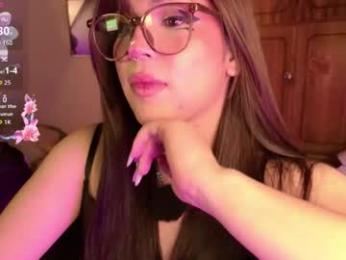 yuri_stars webcam model stream image