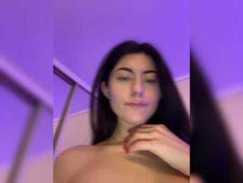 AB_runette webcam bongacams model stream image