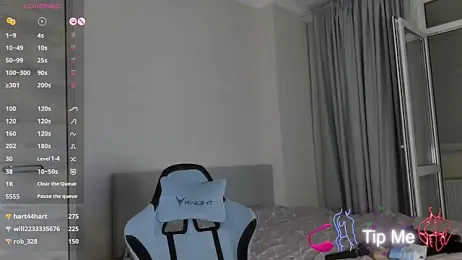 WizLoverr webcam model stream image