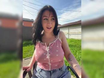 BustyLina webcam bongacams model stream image