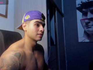 Nicolas Dwayne webcam model stream image