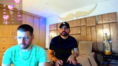 petterandwilly webcam cam4 model stream image