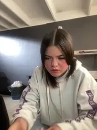 Camila_Duarte2 webcam stripchat model stream image