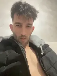 Dondeloquieras4 webcam model stream image