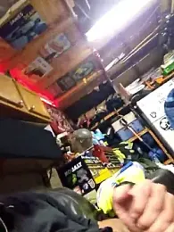 tileguyyy webcam model stream image