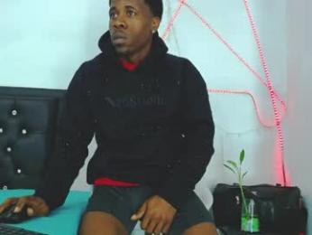 damian_hart_24cm webcam model stream image