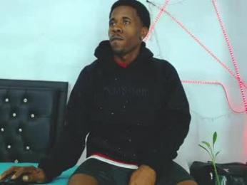 damian_hart_24cm webcam model stream image