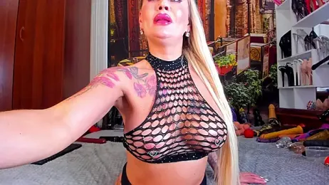 NikkaHOTx webcam stripchat model stream image