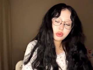 adelegallati webcam camsoda model stream image