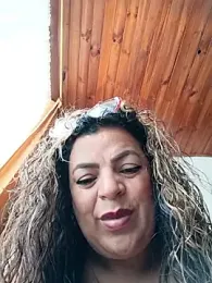 Mia-Glow webcam model stream image