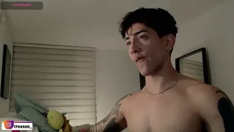 ivaaaan_ webcam stripchat model stream image