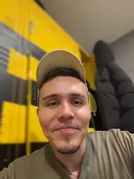 adam-rivera webcam stripchat model stream image