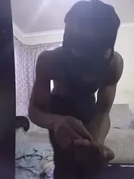 Tbangs_ webcam model stream image