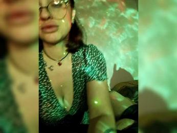 l0ve-l0ver webcam bongacams model stream image