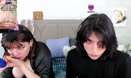 raven_n_matt webcam stripchat model stream image