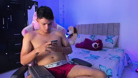 Adrian_Prime_ webcam model stream image