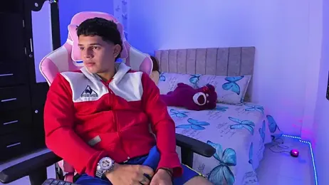 Adrian_Prime_ webcam model stream image