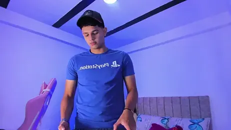 Adrian_Prime_ webcam model stream image