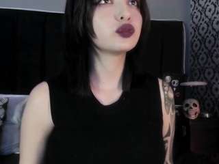 adeelinee webcam model stream image