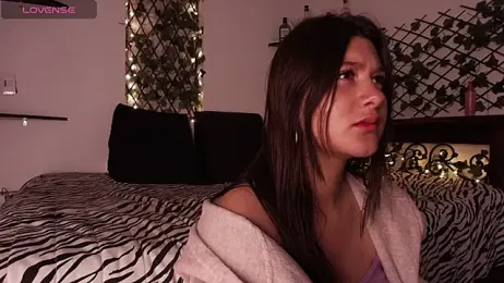 kisstarxxx webcam model stream image