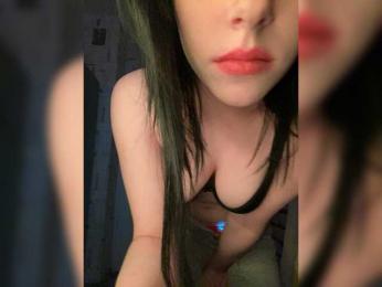 emogirl webcam bongacams model stream image