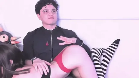 Tuxxxedo webcam model stream image