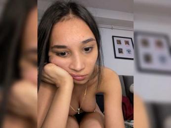 Anne8 webcam bongacams model stream image