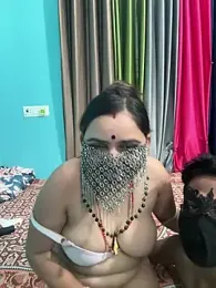Curvy_shivani webcam model stream image