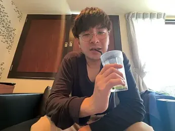 yuuki8910 webcam stripchat model stream image