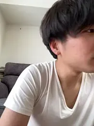 yuuki8910 webcam model stream image