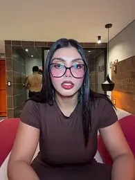 zui_lu webcam stripchat model stream image